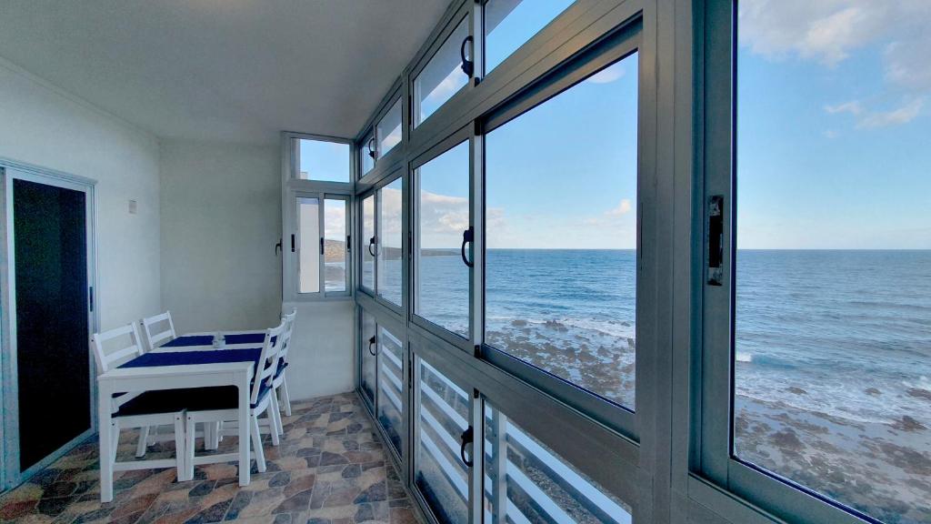 Apartamento frente al mar