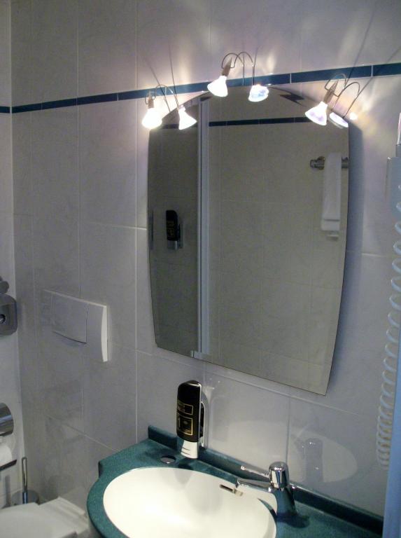 Superior Hotel Präsident - Resim 29