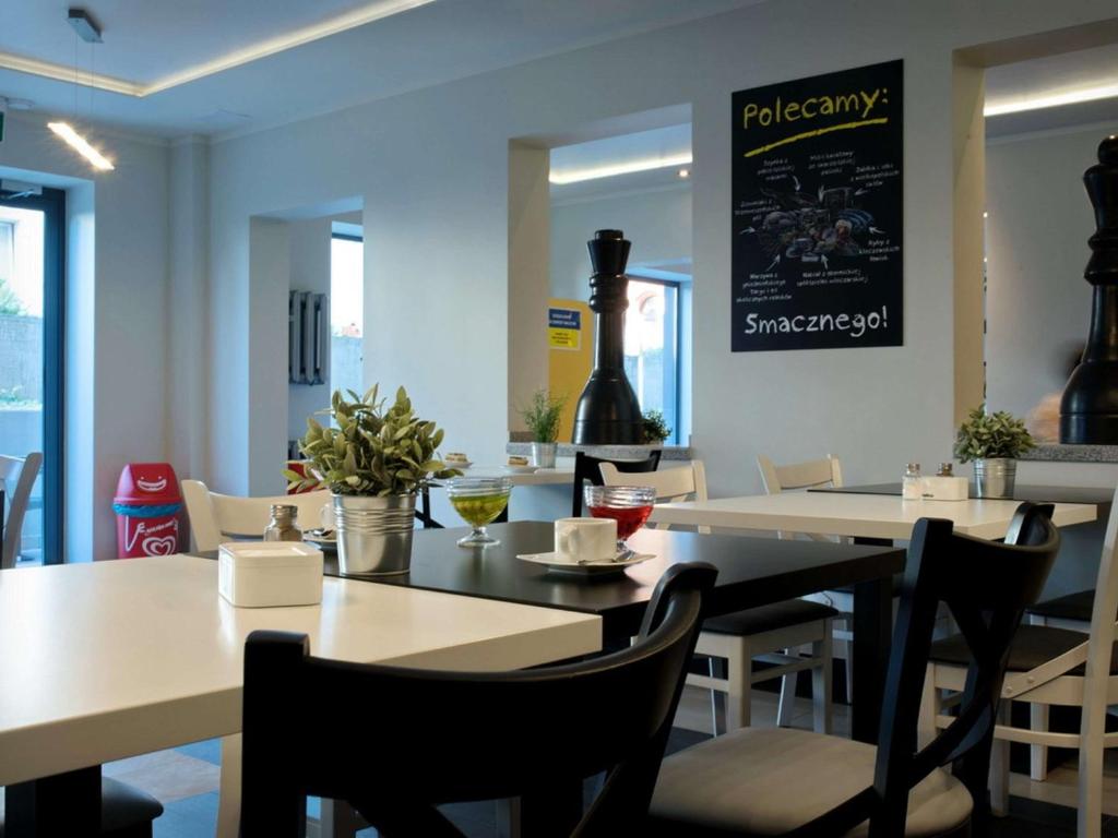 Posedenie v ubytovaní Ibis Styles Gniezno Stare Miasto