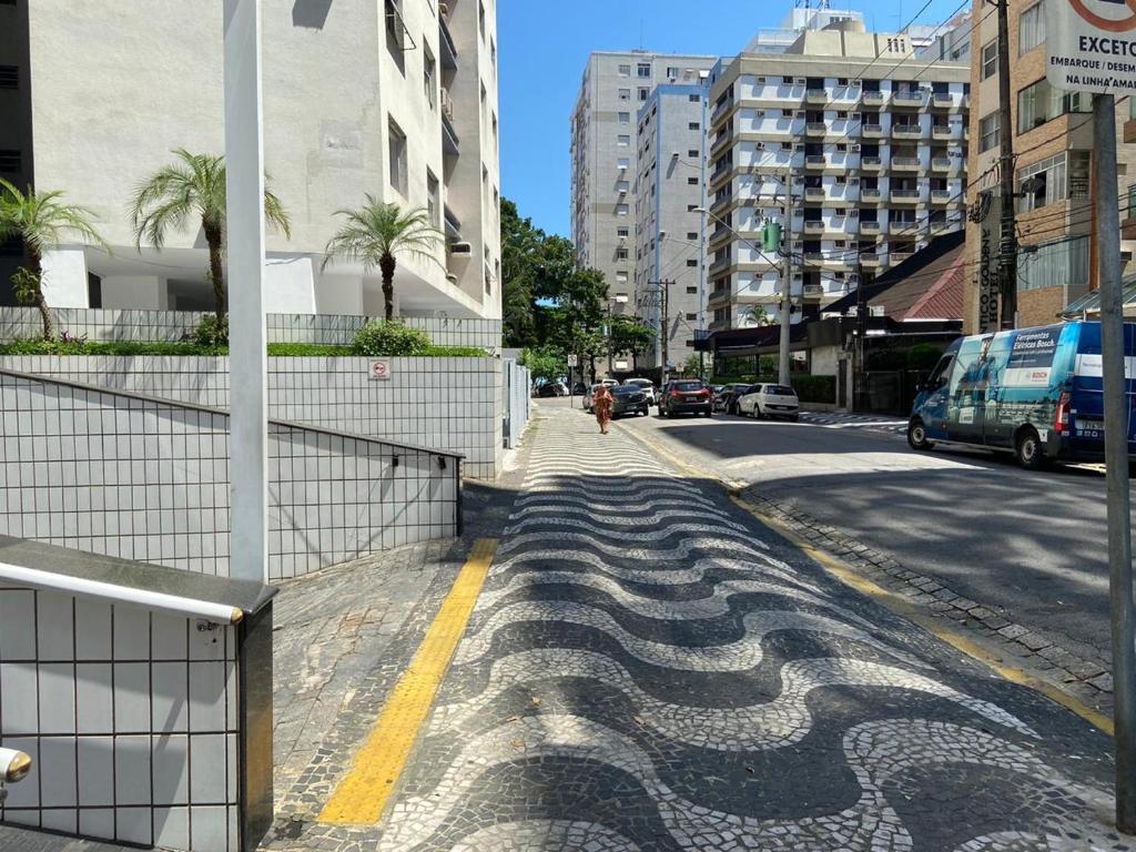  Flat em Santos SP - Bairro do Gonzaga - Acomoda até 3 hóspedes