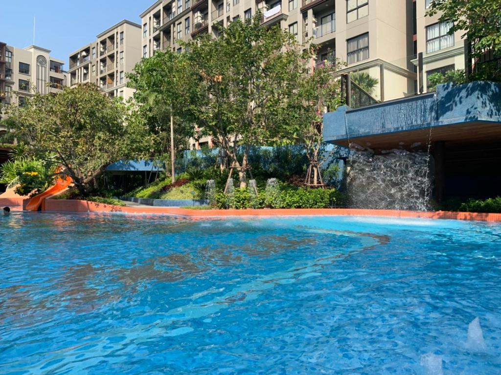 Bazén v ubytování Lahabana HuaHin pool view 137 nebo v jeho okolí