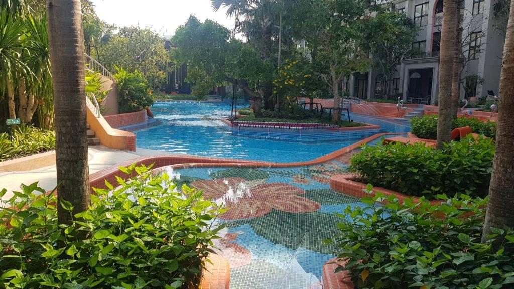 Bazén v ubytování Lahabana HuaHin pool view 137 nebo v jeho okolí