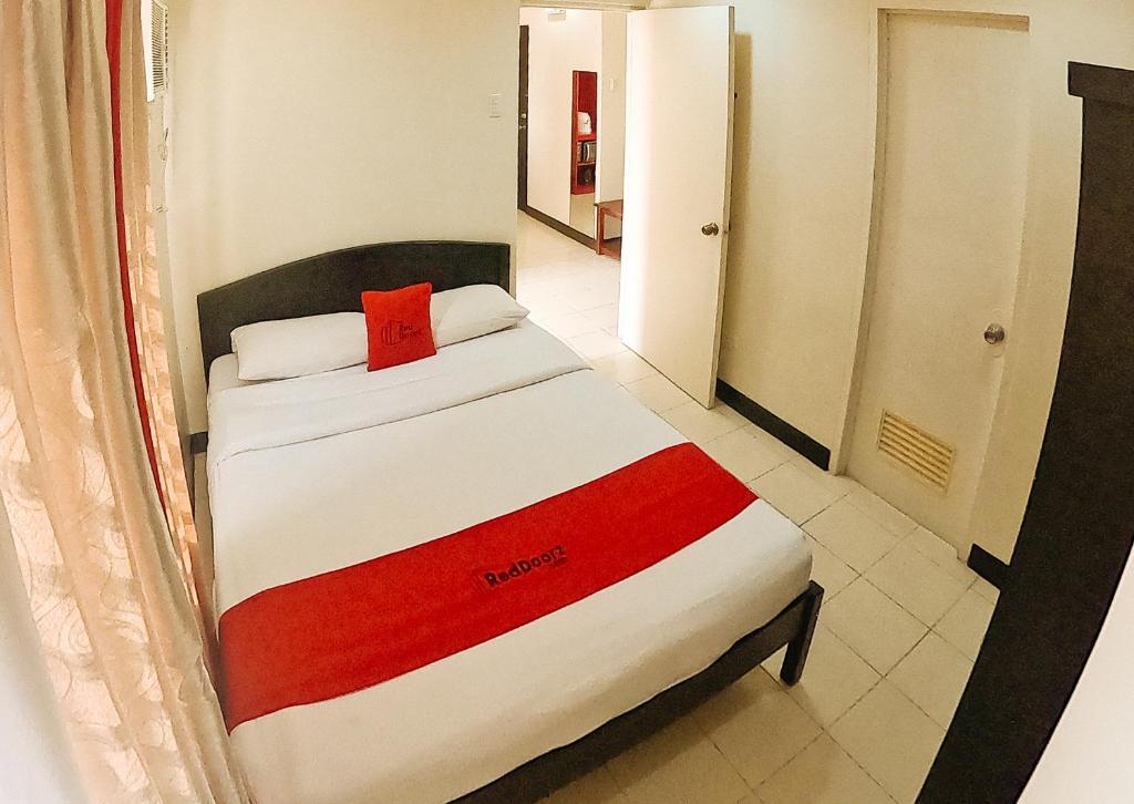 RedDoorz Plus @ Mabolo Cebu - Suíte De Dois Quartos