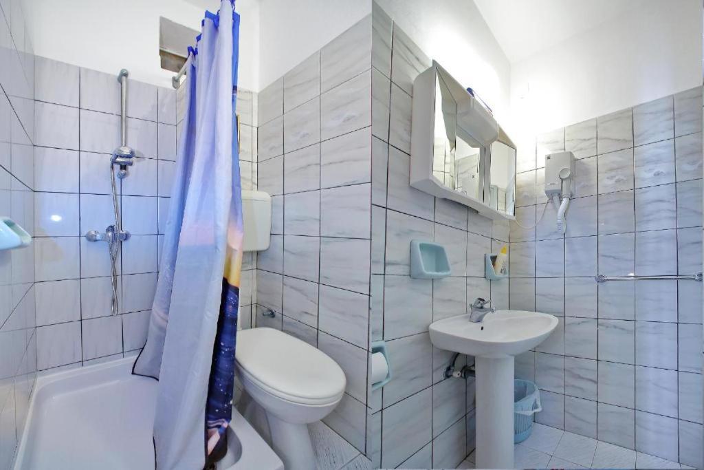 Kúpeľňa v ubytovaní Guest House Villa Jadera