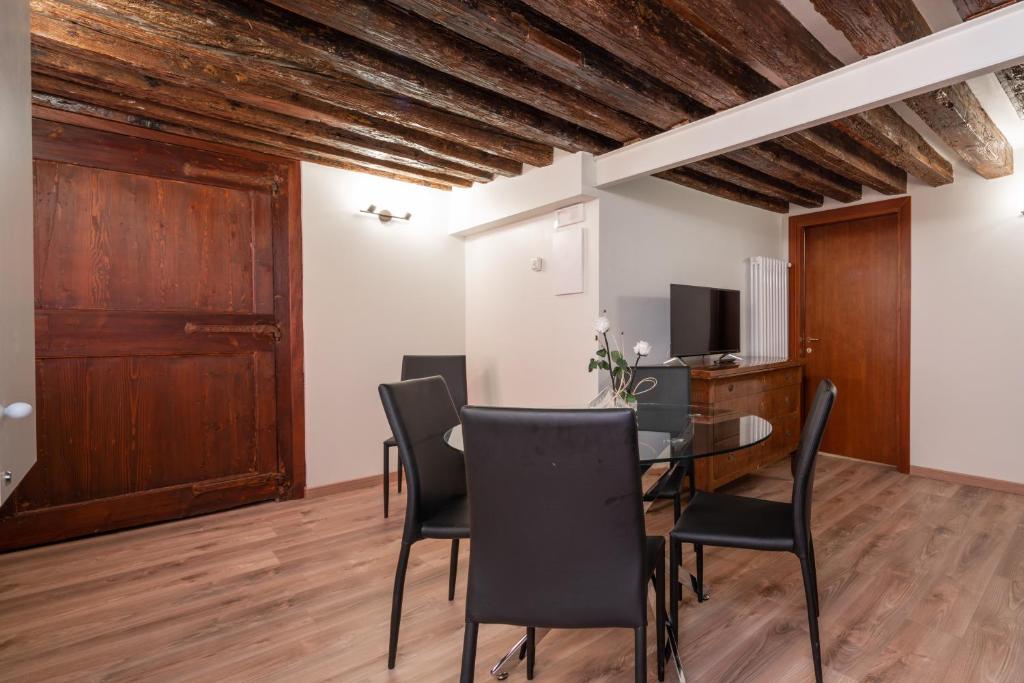 Venice Palace Tintoretto by Wonderful Italy - Two-Bedroom Apartment