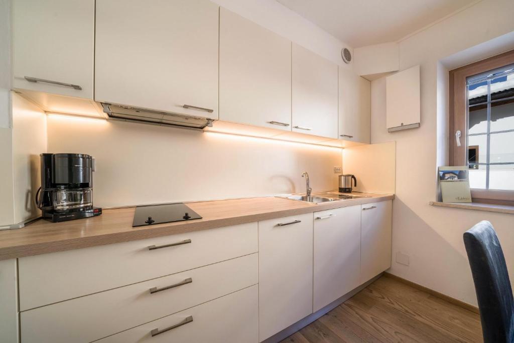 Kuchyň nebo kuchyňský kout v ubytování Ferienwohnung Ifinger Edelweiss