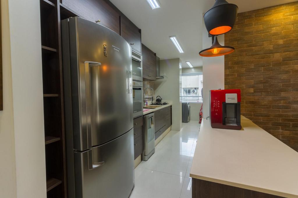  Lindo apto com churrasq e WiFi na Barra da Tijuca