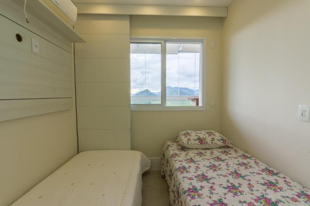  Lindo apto com churrasq e WiFi na Barra da Tijuca