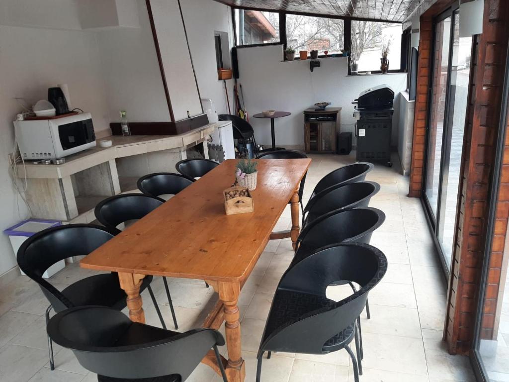 Kuchyň nebo kuchyňský kout v ubytování Villa Villekulla