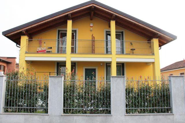 The building in which A villát is located