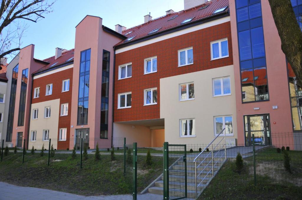 Budova, v ktorej sa apartmán nachádza