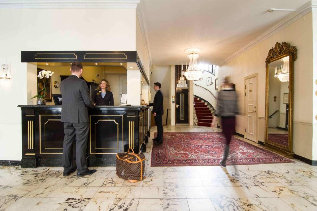 Vstupní hala nebo recepce v ubytování Mayfair Hotel Tunneln