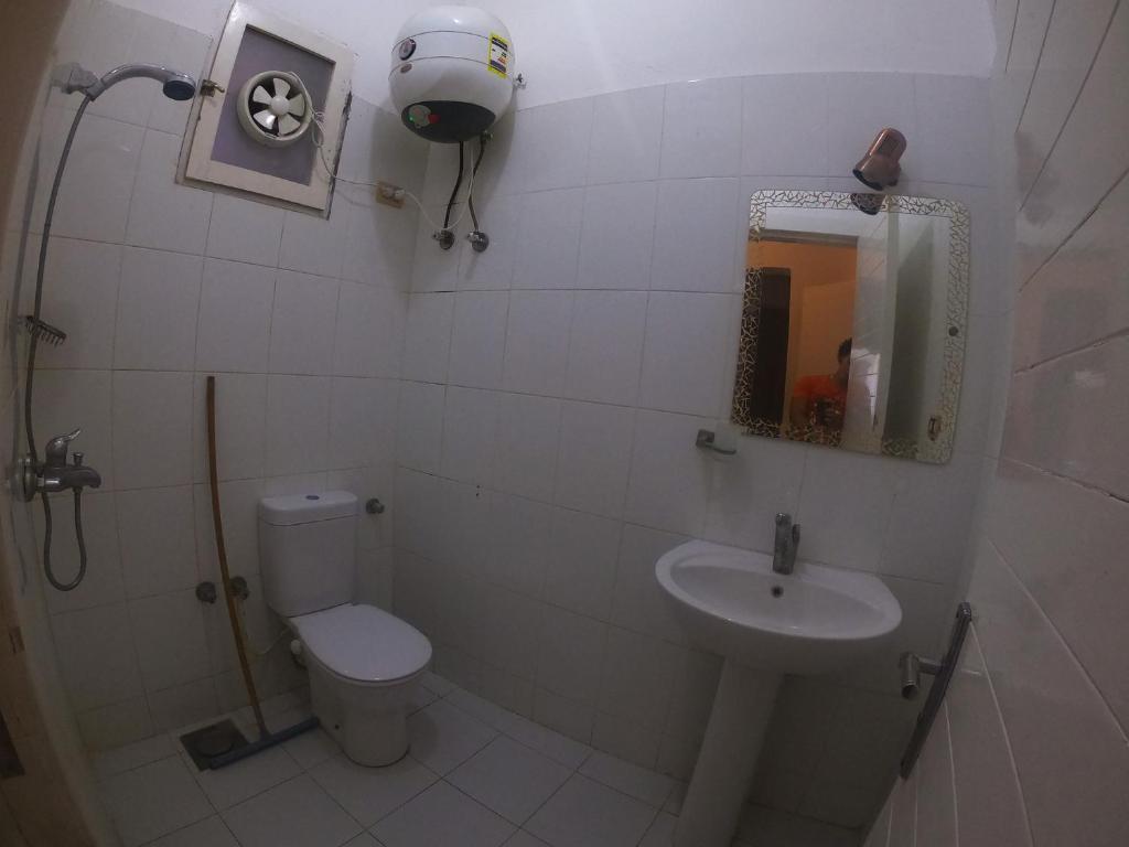 Koupelna v ubytování Station House