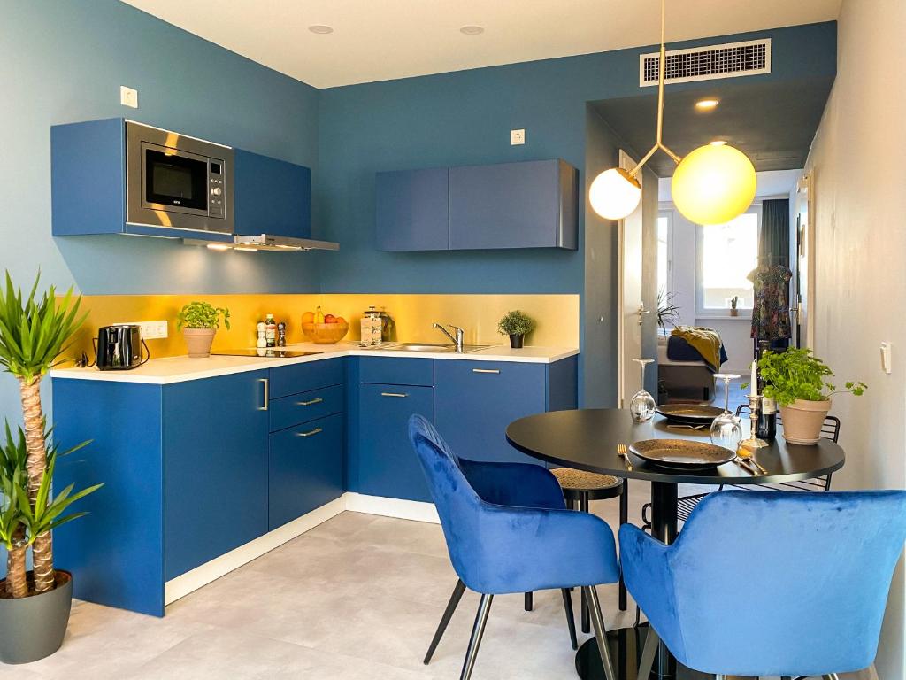 Astoria Apartments - Superior Apartment