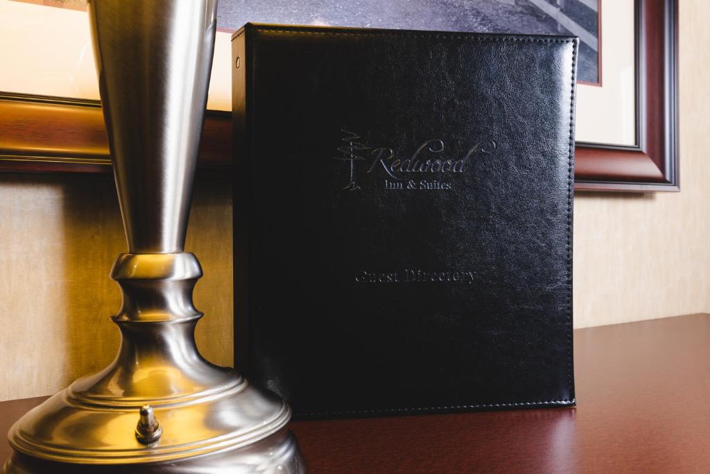 Fotografie z fotogalerie ubytování Redwood Inn & Suites v destinaci Clairmont