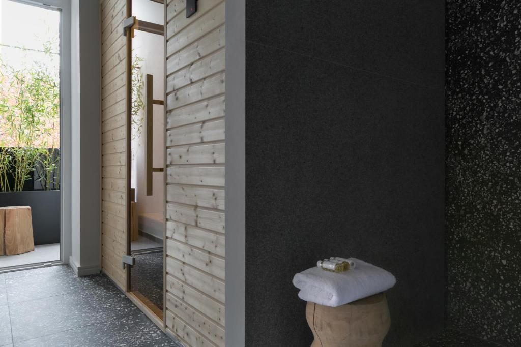 Bumblebee Luxury Apartments 2 - 3