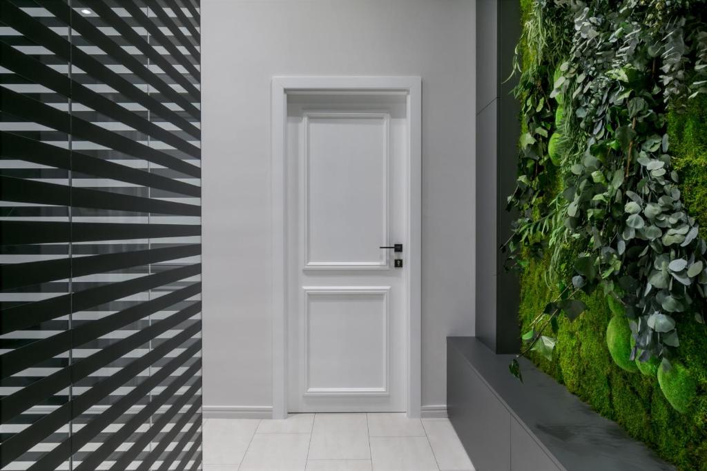 Bumblebee Luxury Apartments 2 - 12