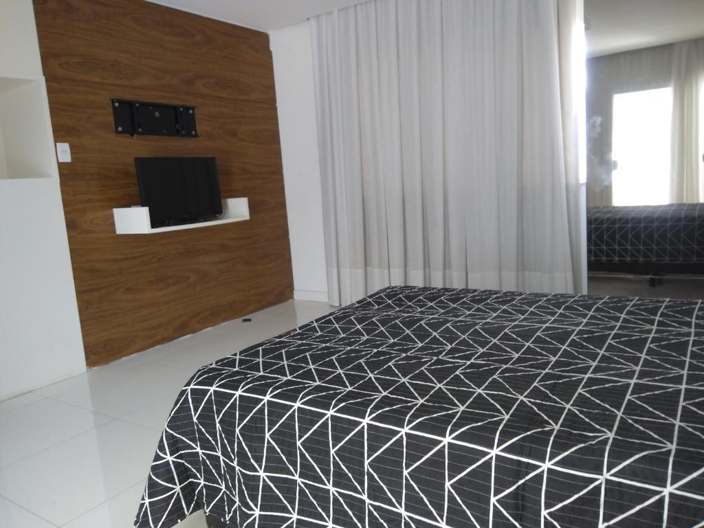  Casa com piscina e suítes
