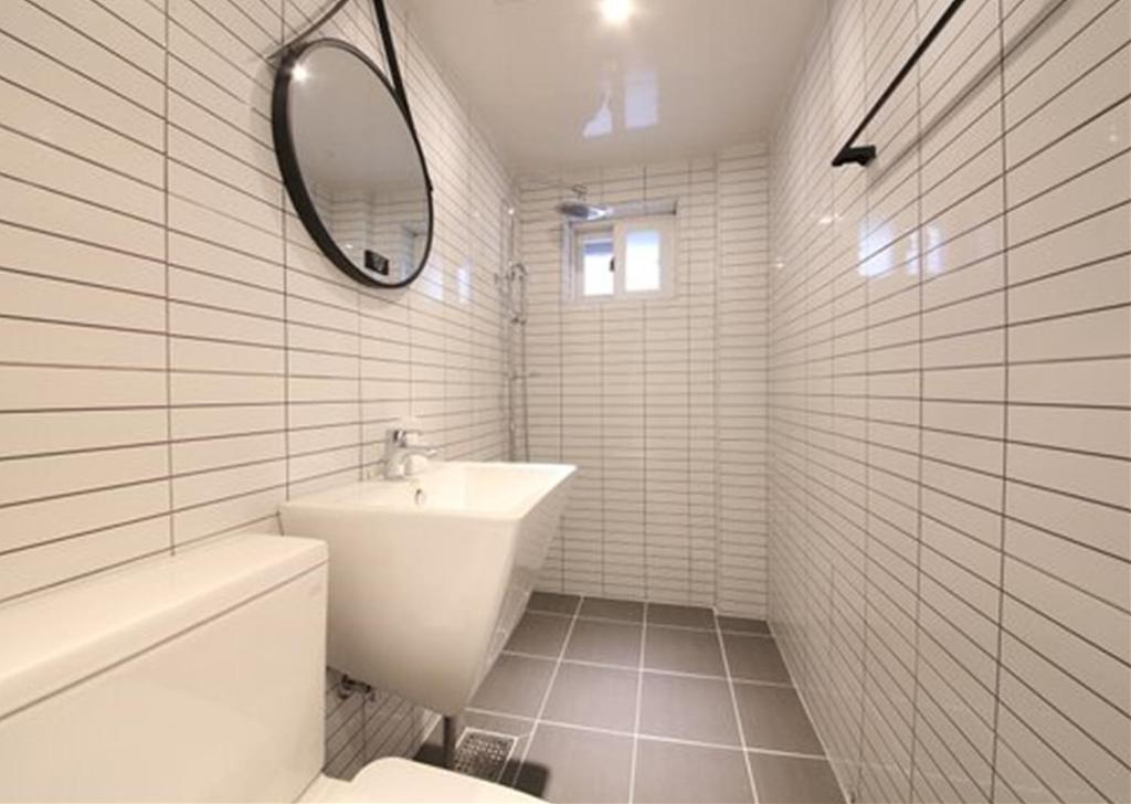 Koupelna v ubytování Busan Seomyeon Business Hotel J7