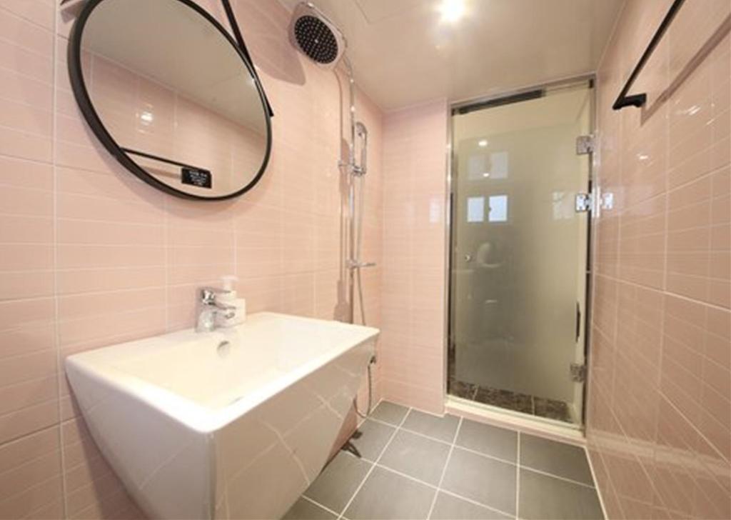 Koupelna v ubytování Busan Seomyeon Business Hotel J7