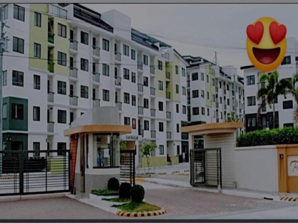 La Isabella Condo