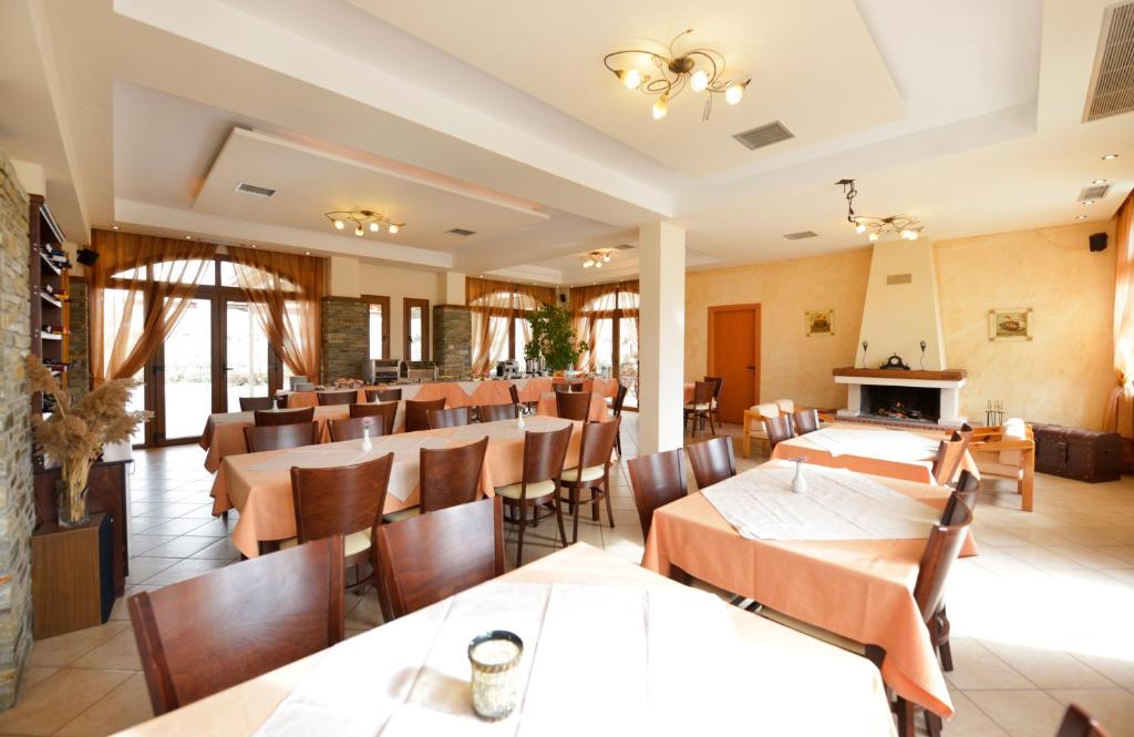 Część wypoczynkowa w obiekcie Yannis Hotel