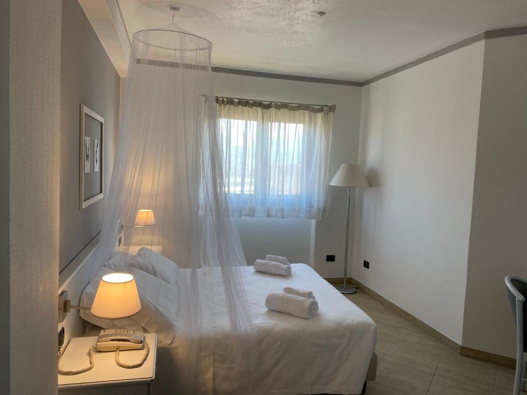 Park Hotel Imperatore Adriano - Deluxe Suite With Pool Access