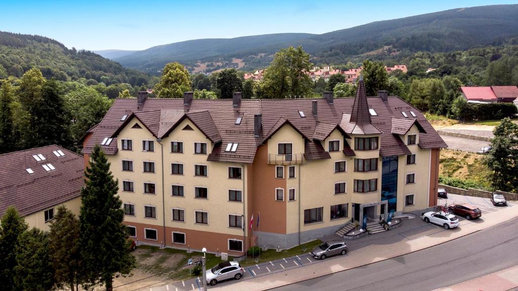 Letecký snímek ubytování Krasicki Hotel Resort & Spa