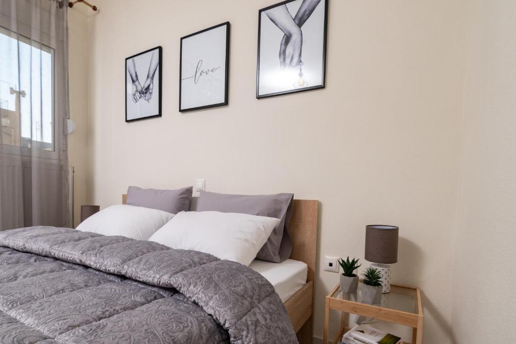 Łóżko lub łóżka w pokoju w obiekcie Yellow Fresh Apartment 2