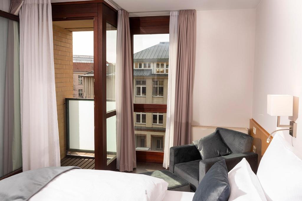 Hotel Aquino Berlin - Resim 18