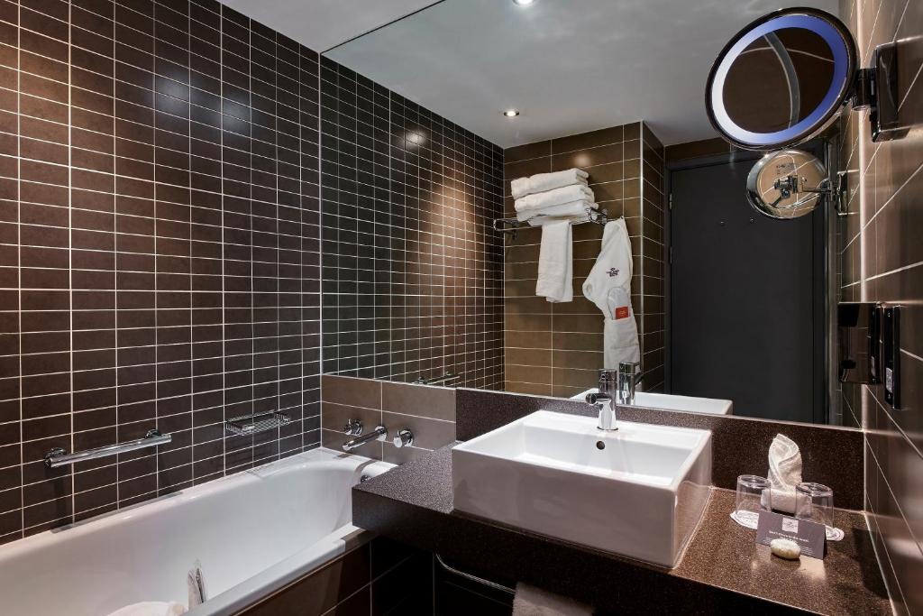 Crowne Plaza Manchester City Centre, an IHG Hotel - Junior King Suite - Club Floor