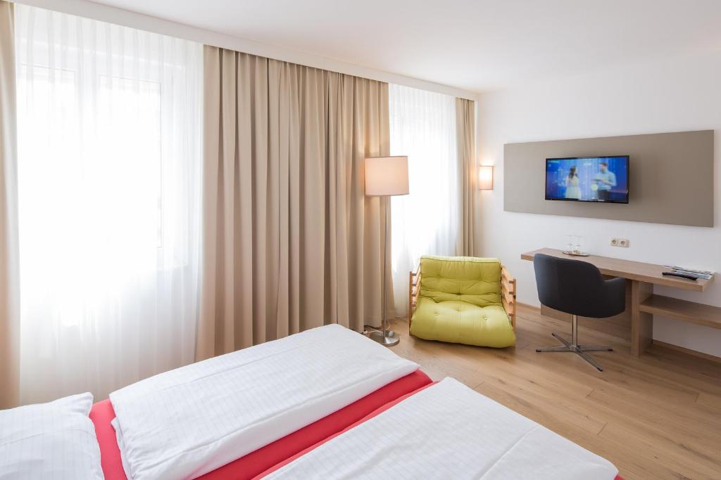 TV a/nebo společenská místnost v ubytování Hotel Stadt Melk