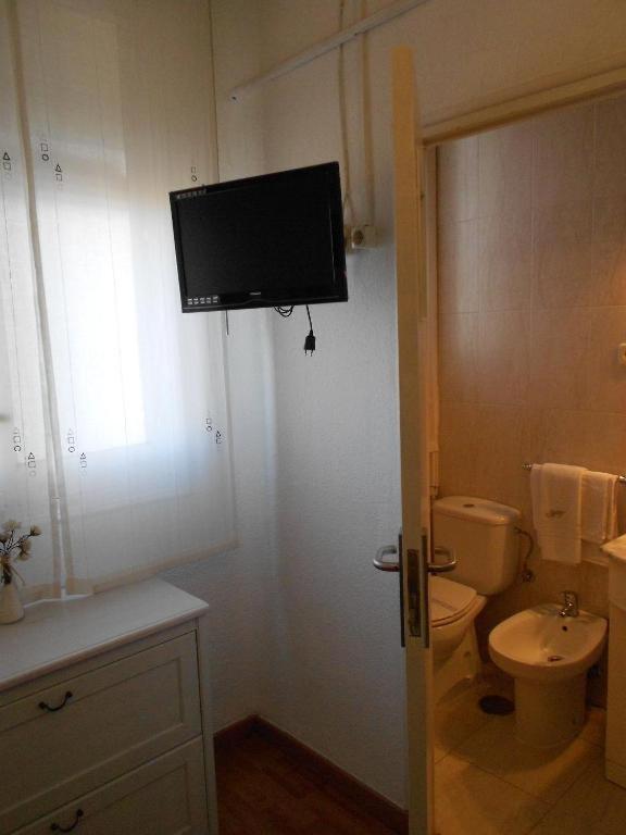 Hostal Valencia Madrid, Madrid – Updated 2023 Prices