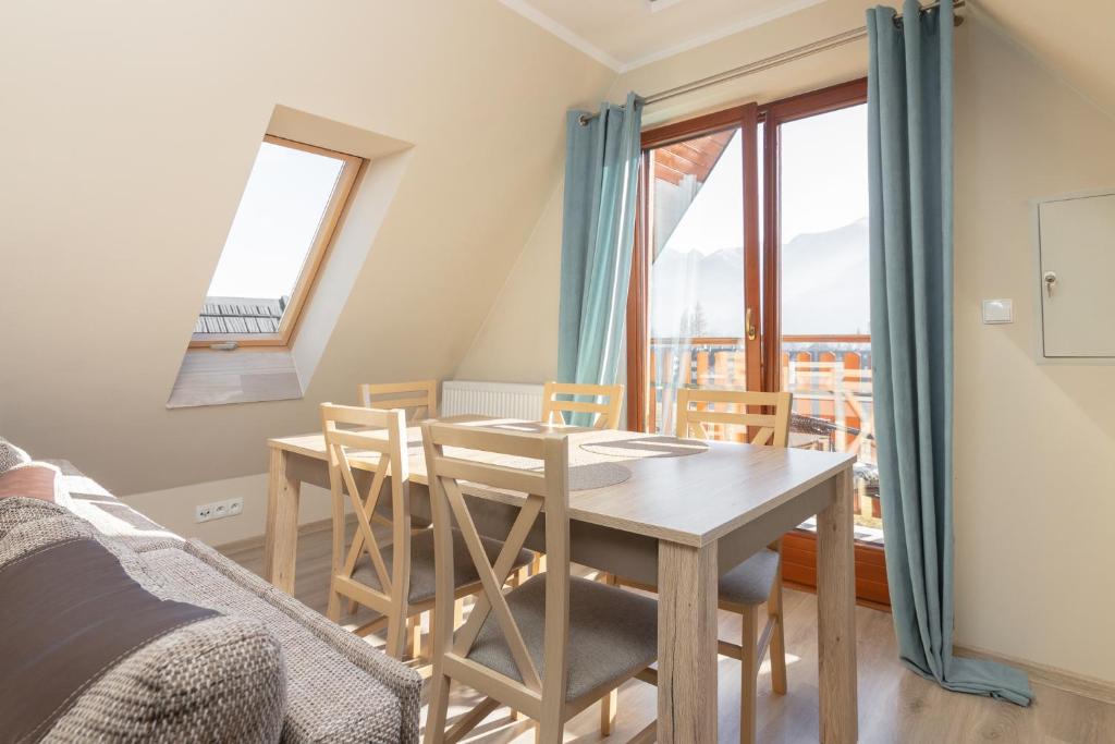 Posedenie v ubytovaní Apartamenty Domino - Kościelisko