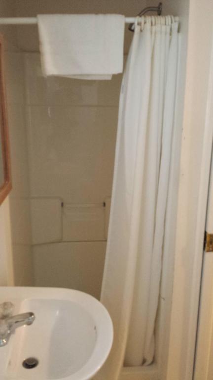 Koupelna v ubytování Relax Inn