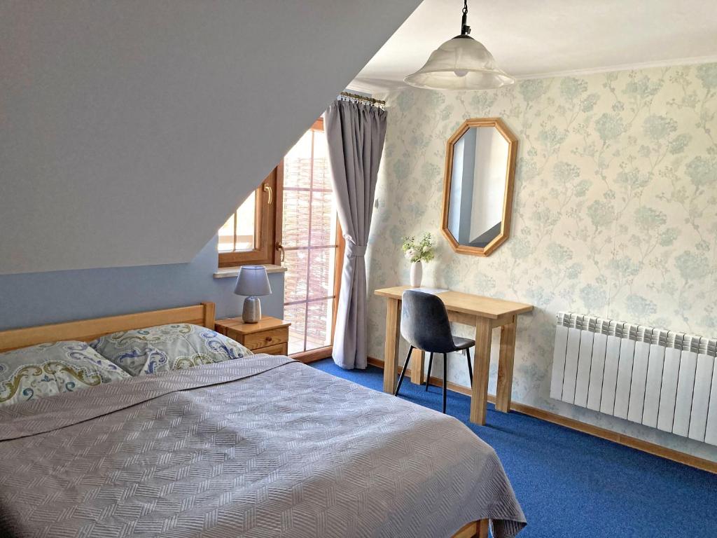 Brzozowy Dworek - Winnica Lipowiec - Double Room With Balcony