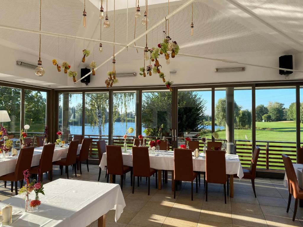 Restaurace v ubytování Bachhof Resort Hotel