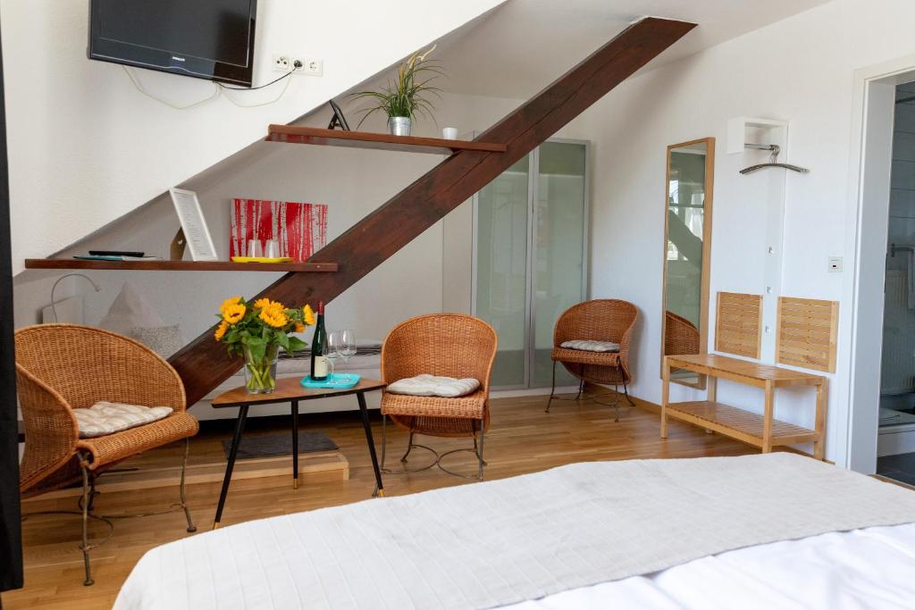 Postel nebo postele na pokoji v ubytování Scheid´s Hotel – Restaurant