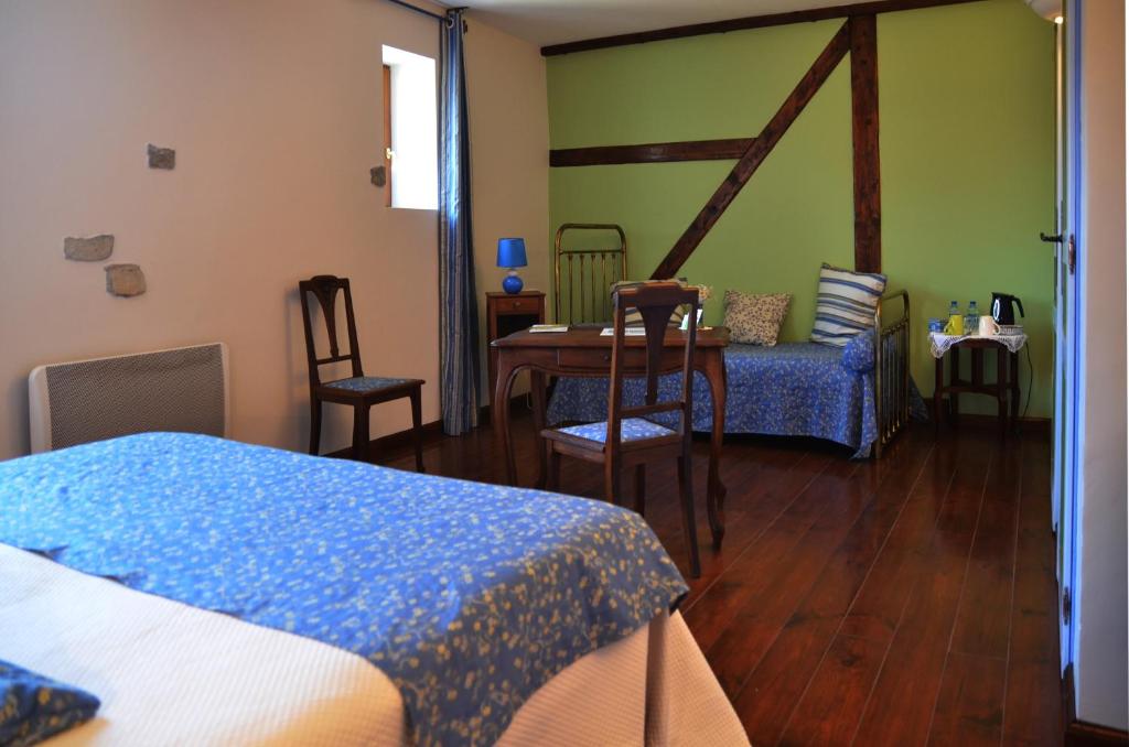 Le Clos des Pommes - Classic Triple Room