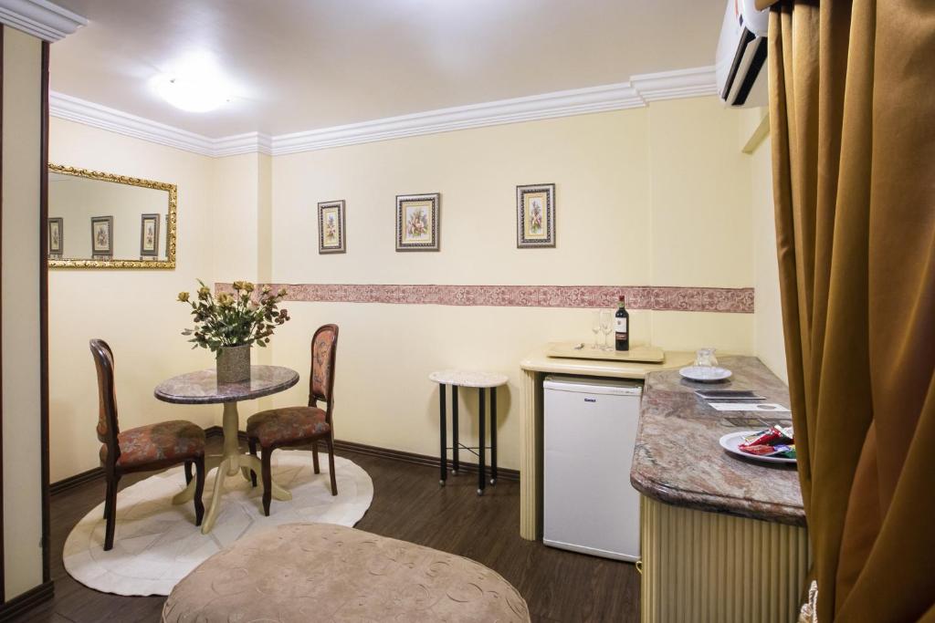  Hotel Lang Palace