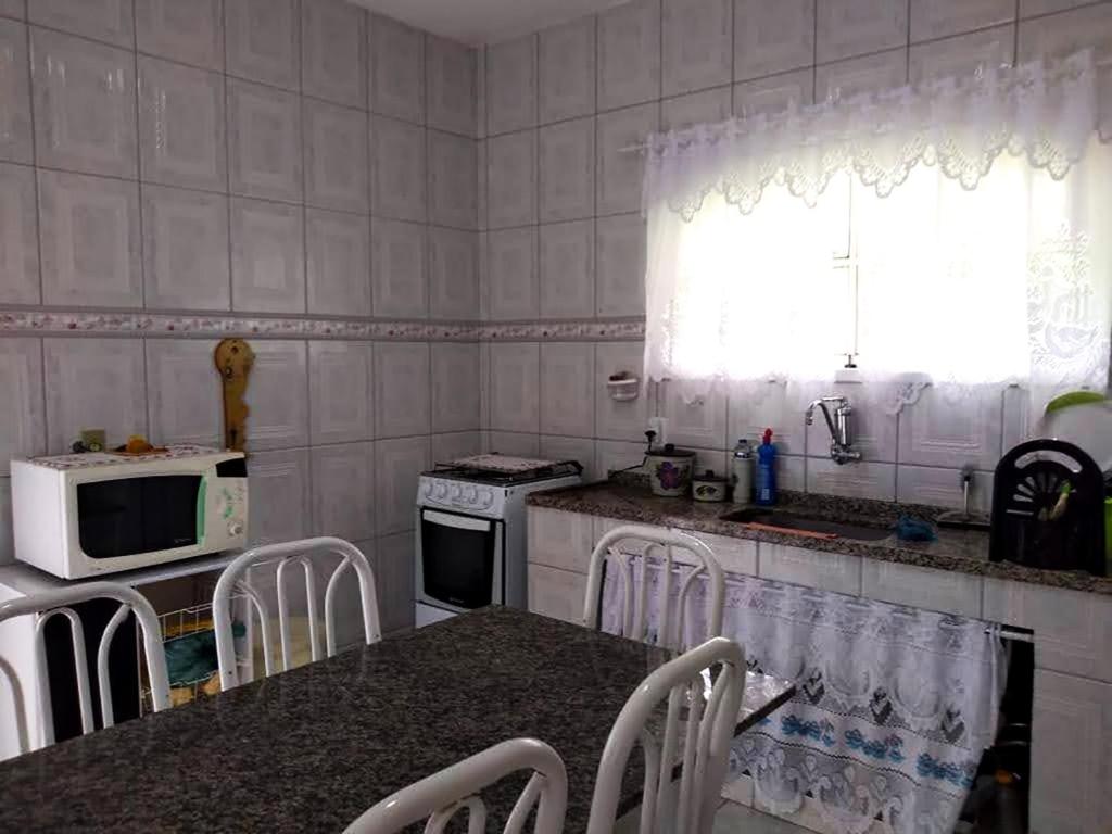  Casa com Wi-Fi e churrasqueira em Aldeia Velha RJ