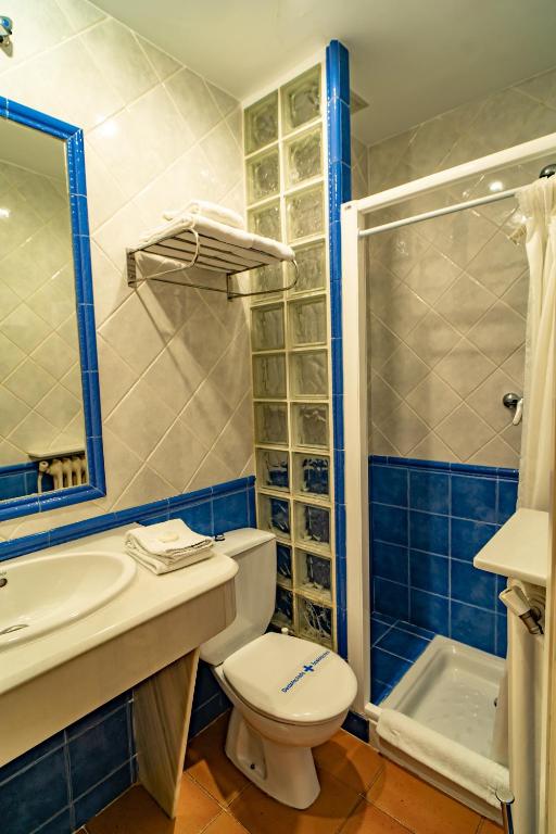 Koupelna v ubytování Hotel Alfonso IX