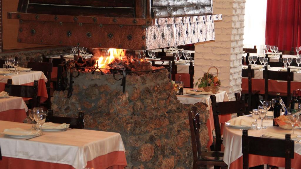 Restaurace v ubytování La Fuensanta Hostal-Rural