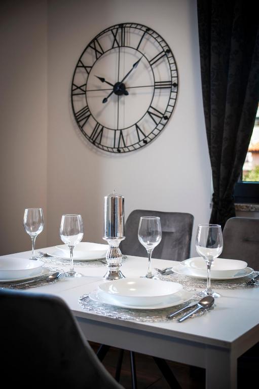 Deluxe Apartments A&A - 12