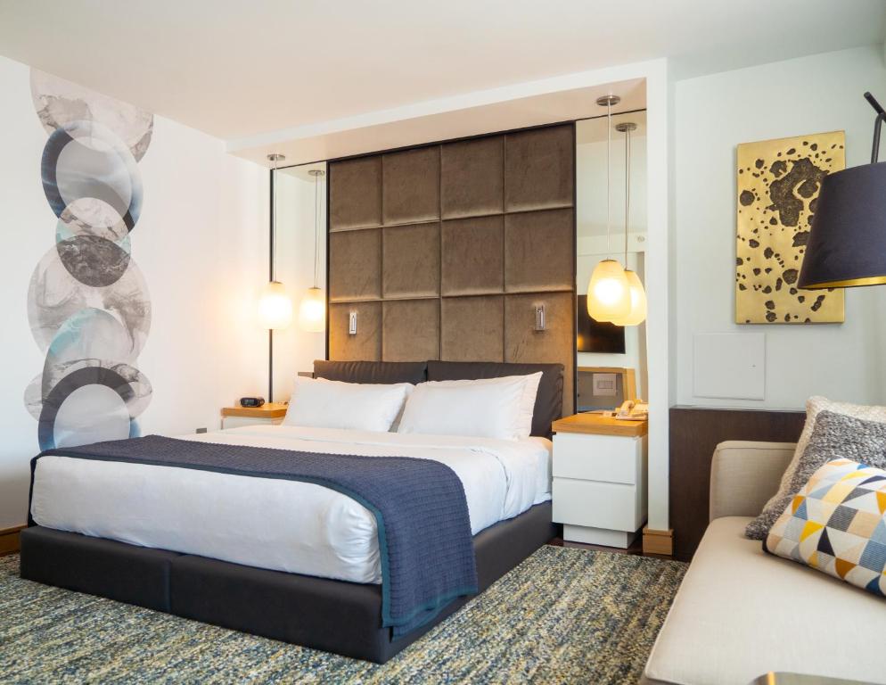 The Windsor Suites Philadelphia - 
