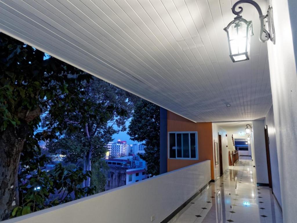 Pattaya Blue Sky - Resim 18