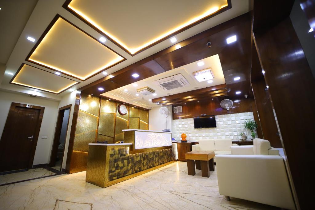 Kuchyň nebo kuchyňský kout v ubytování Hotel Royal Phoenix