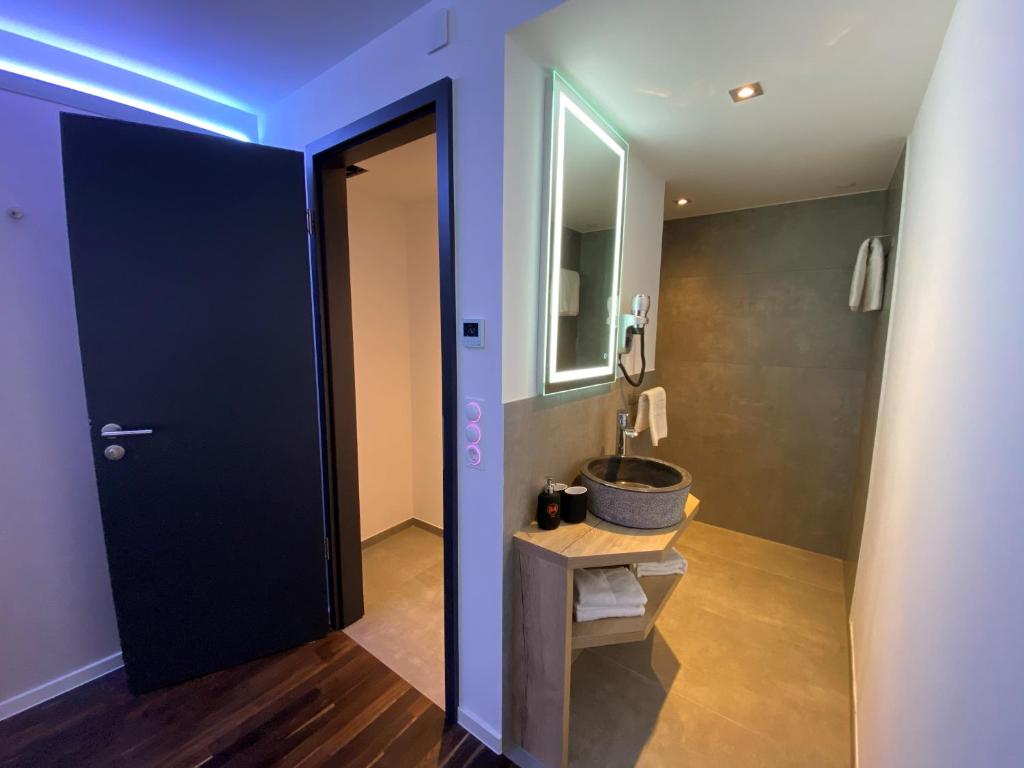 Koupelna v ubytování Hotel B4