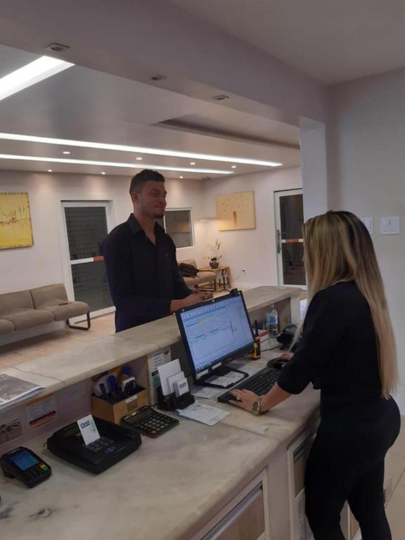  Atalanta Hotel