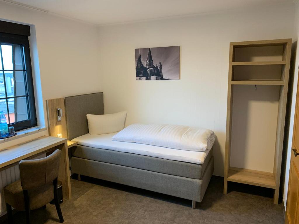 Hotel B4 - Habitación Individual Estándar